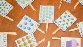 Free Printable Cupcake Counting Clothes Pin Cards 1 -20
